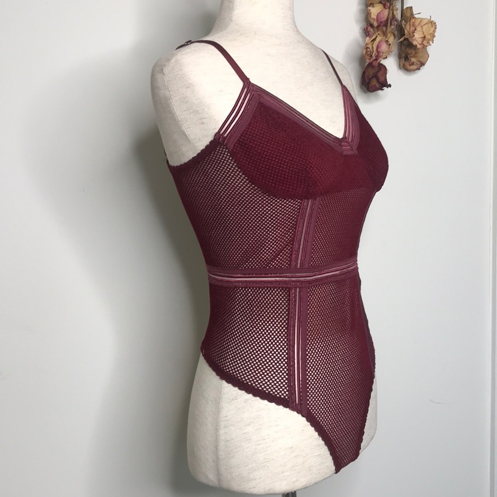 🚫SOLD🚫‘The Dita’ burgundy fishnet bodysuit - Picture 10 of 11